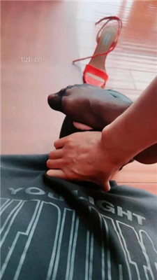 图片[11]-杭州cc】迷恋性感黑丝高跟的狗