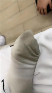 【美娜格格】原味裸足喂食专场_绳艺资料库