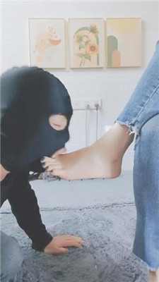 图片[6]-灵竹】反绑强制舔脚/胯下辱/闻舔高跟