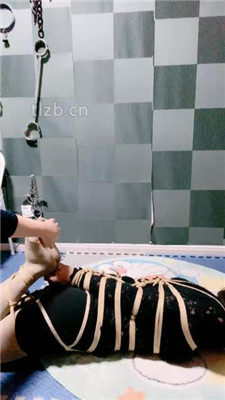 图片[5]-盈盈】五花大绑虐变装奴