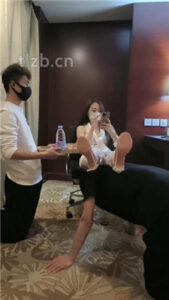 【舞池大人】家奴的物化训练_绳艺资料库