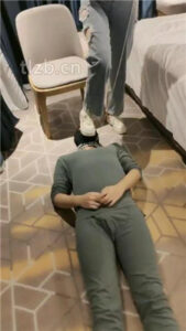 【青岛情侣主】情侣主玩虐绿帽大学生【下】_绳艺资料库