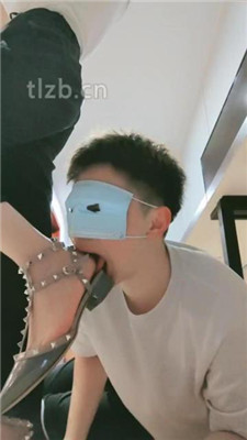 图片[16]-妮蔻】吃原味脚/骑马/铆钉鞋踩虐