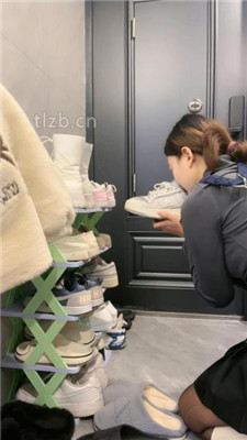 图片[2]-瑶瑶】母畜-胯下辱-做主人的擦鞋器-吃白袜