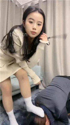 图片[14]-瑶瑶】母畜-胯下辱-做主人的擦鞋器-吃白袜