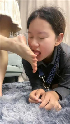 图片[19]-瑶瑶】母畜-胯下辱-做主人的擦鞋器-吃白袜