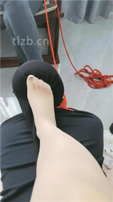 图片[2]-沐木】双S-强制恋足舔/赏赐圣水/臭脚捂脸口水双视角版】