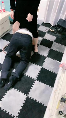 图片[8]-蜜糖情侣】骑马遛狗/抽耳光/鞋插嘴/肉丝脚踩