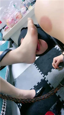 图片[17]-蜜糖情侣】骑马遛狗/抽耳光/鞋插嘴/肉丝脚踩