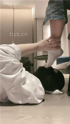 图片[8]-绝美兔女王】跪舔脏长靴臭白袜/捆绑踩踏