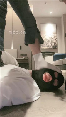 图片[9]-绝美兔女王】跪舔脏长靴臭白袜/捆绑踩踏