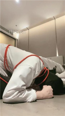 图片[12]-绝美兔女王】跪舔脏长靴臭白袜/捆绑踩踏