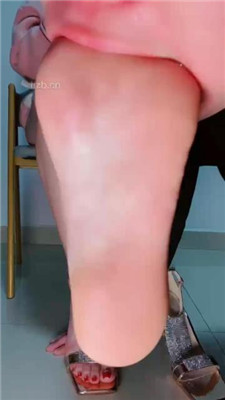 图片[16]-甜心教主】高跟裸足美腿恋足舔