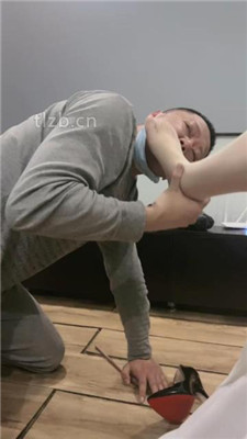 【亿姐】高跟肉丝美腿崇拜【完整版】_绳艺资料库