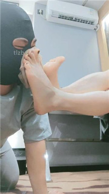 图片[19]-妮蔻】短靴丝袜踩虐/气味控制/吃袜子