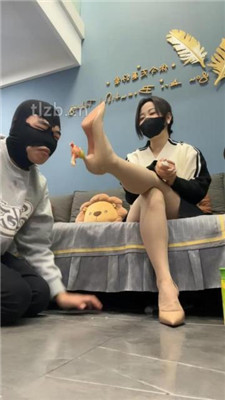 图片[7]-辣姐】高跟肉丝脚脚垫/踩踏喂食/下跪伺候
