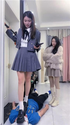 图片[2]-麋鹿银儿】双S-脏鞋踩虐/骑马转胯/腿绞窒息