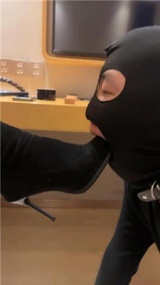 图片[16]-喵主】长靴高跟踩狗爪/狗链遛狗/舔脏鞋棉袜