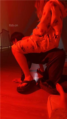 图片[10]-萌萌】双S-囚禁狗笼/跪舔原味脚