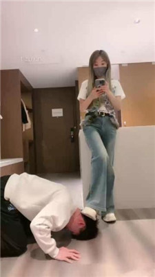 【梦樱】口球塞嘴/骑马/小白鞋踢踹/鞭打腿绞_绳艺资料库