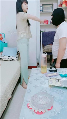 图片[4]-芷镜小主】鞋抽耳光/揪耳朵/恋足舔