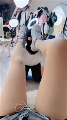 图片[7]-一茶】多双鞋踩踏/深喉/虐乳/腿绞