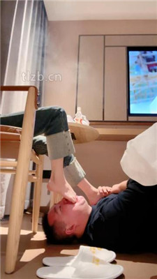 图片[4]-崔崔】原味棉袜裸足恋足狂舔