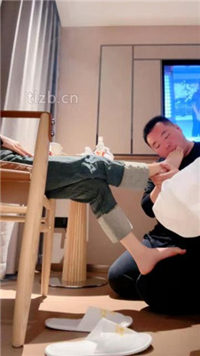 图片[3]-崔崔】原味棉袜裸足恋足狂舔