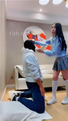 图片[6]-陈甜女帝】小白鞋白丝-重度连环提档/鞭打/踩踏喂圣水