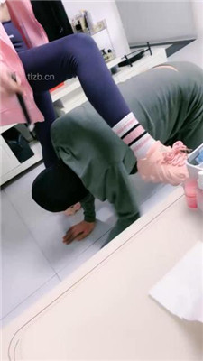 图片[3]-蜜糖情侣】虐绿帽-友情玩弄前任狗