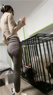 图片[4]-菜小心】情侣主狗笼圈养虐绿帽/强制吃byt