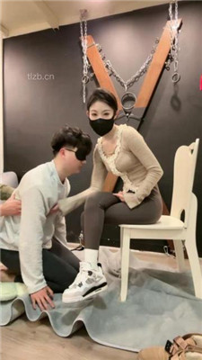 图片[20]-菜小心】情侣主狗笼圈养虐绿帽/强制吃byt