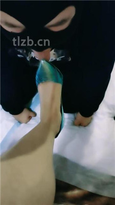 【若澜】奶狗裸足恋足舔_绳艺资料库