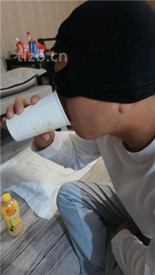 图片[9]-思怡】坐脸窒息/闻香水吃口水/赏赐圣水