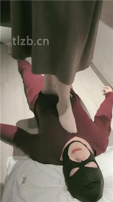图片[3]-樊樊】肉丝脚全体重踩踏/闻脏鞋臭袜/骑马骑脖