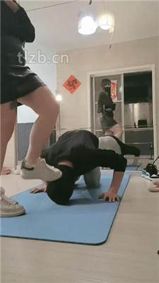 图片[2]-深圳乐乐】舞蹈生首调-运动鞋棉袜虐