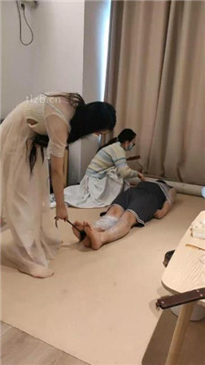 图片[6]-如梦学姐】双S-滴蜡/踩踏碾压/保鲜膜捆绑/sp