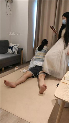 图片[4]-如梦学姐】双S-滴蜡/踩踏碾压/保鲜膜捆绑/sp