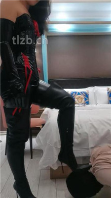 【冷御女王】重度sp鞭打/长靴碾压踩_绳艺资料库