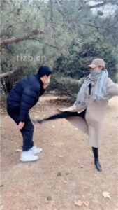 【苒溪】公园处刑跟踪狂狗奴_绳艺资料库