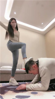 图片[6]-月影儿】重度鞭打/运动鞋踩踏踢踹/胯下辱