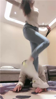 图片[9]-月影儿】重度鞭打/运动鞋踩踏踢踹/胯下辱