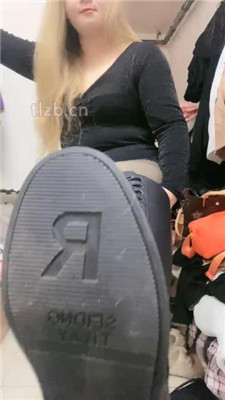 图片[4]-鬼魅娜主】黑丝脚踩踏/提档