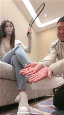 图片[13]-月影儿】重度鞭打/运动鞋踩踏踢踹/胯下辱