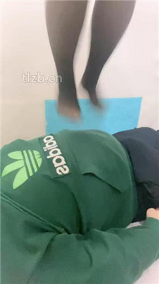 图片[5]-鬼魅娜主】黑丝脚踩踏/提档