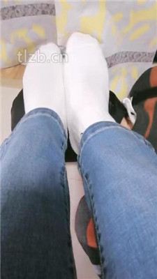 图片[2]-蓝蜻蜓】白袜脚窒息踩/藤条抽