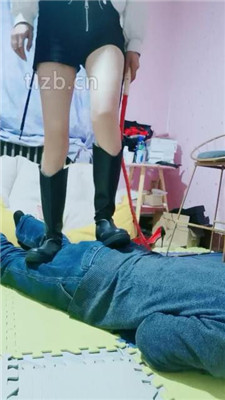 图片[6]-软糖】骑马爬行/高跟长靴全体重踩踏完整版】