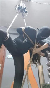 【东营天香百合】五花大绑囚禁刑虐犯人_绳艺资料库