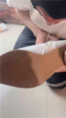 图片[10]-甜心教主】多双脏长靴用狗舌头清理