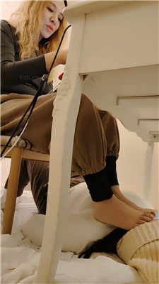 图片[6]-樱樱】俄罗斯混血S无意识踩脸女慕下】